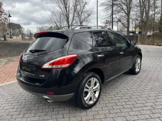 2011 Nissan Murano LE