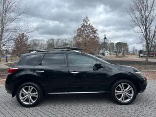 2011 Nissan Murano LE