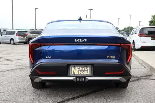 2025 Kia K4 LXS FWD