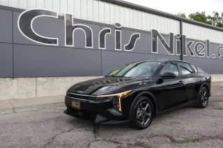 2025 Kia K4 LXS FWD