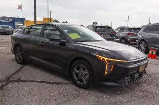2025 Kia K4 LXS FWD