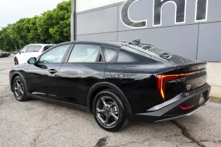 2025 Kia K4 LXS FWD