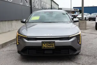 2025 Kia K4 LXS FWD