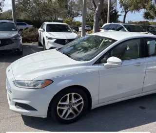 2013 Ford Fusion SE