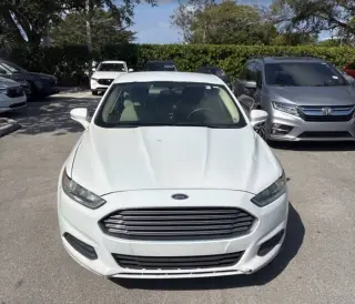 2013 Ford Fusion SE