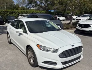 2013 Ford Fusion SE
