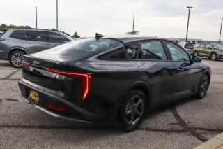 2025 Kia K4 LXS FWD
