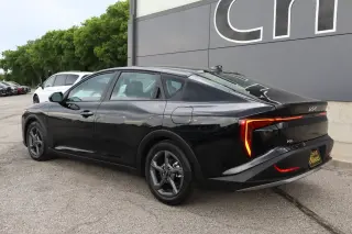 2025 Kia K4 LXS FWD