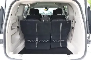2023 Chrysler Voyager LX FWD