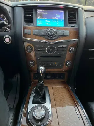 2014 Infiniti QX80