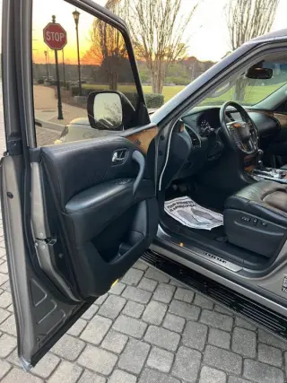 2014 Infiniti QX80