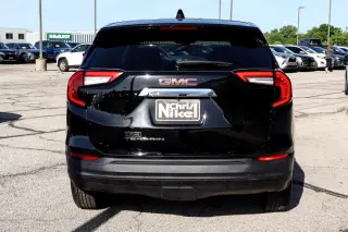 2024 GMC Terrain FWD 4dr SLE