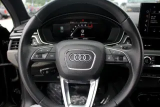 Audi A4 2023 AWD quattro S line Premium Plus 45 TFSI 4dr Sedan