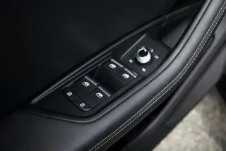 Audi A4 2023 AWD quattro S line Premium Plus 45 TFSI 4dr Sedan