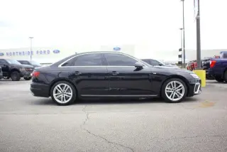 Audi A4 2023 AWD quattro S line Premium Plus 45 TFSI 4dr Sedan