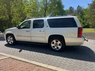 2010 Chevrolet Suburban LTZ