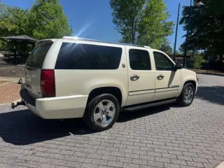 2010 Chevrolet Suburban LTZ