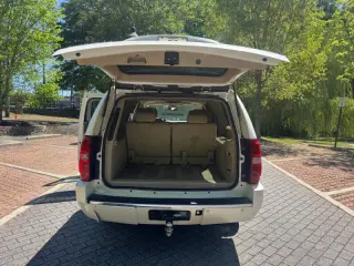 2010 Chevrolet Suburban LTZ