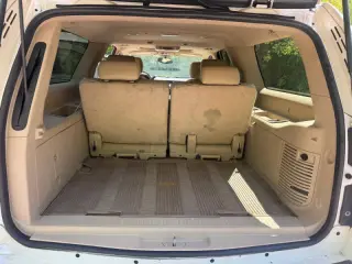 2010 Chevrolet Suburban LTZ