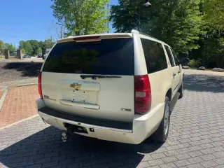 2010 Chevrolet Suburban LTZ