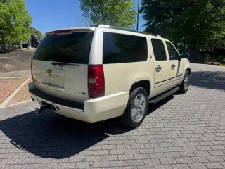 2010 Chevrolet Suburban LTZ