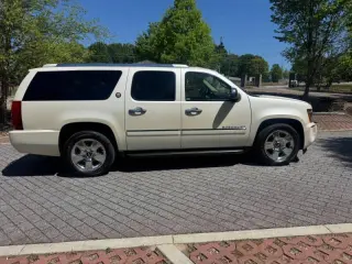 2010 Chevrolet Suburban LTZ