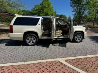 2010 Chevrolet Suburban LTZ