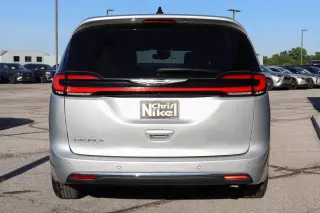 2023 Chrysler Pacifica Touring L FWD