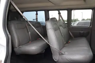 2019 Chevrolet Express Passenger RWD 3500 135 LS