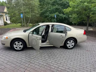 2010 Chevrolet Impala LS