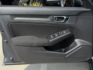 Honda Civic 2024 LX 4dr Hatchback