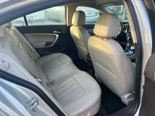 2012 Buick Regal Premium 1