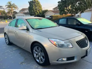 2012 Buick Regal Premium 1