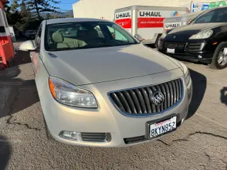 2012 Buick Regal Premium 1