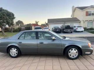 2005 Cadillac DeVille