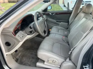 2005 Cadillac DeVille