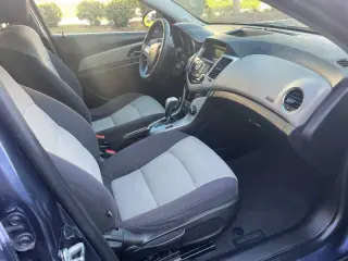 2014 Chevrolet Cruze LS Auto
