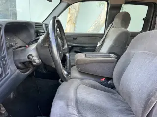 2002 Chevrolet Silverado 1500 LS