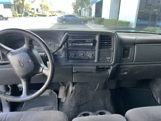 2002 Chevrolet Silverado 1500 LS