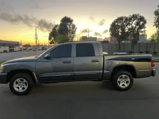 2006 Dodge Dakota SLT