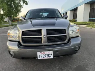 2006 Dodge Dakota SLT