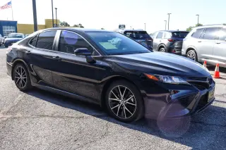 2024 Toyota Camry SE Auto AWD