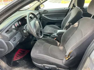 2004 Dodge Stratus SE