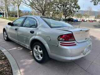 2004 Dodge Stratus SE