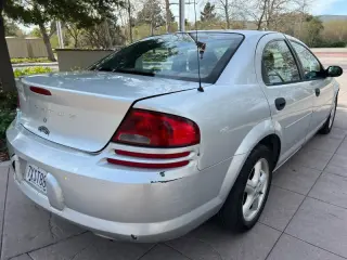 2004 Dodge Stratus SE