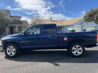2002 Dodge Ram 1500 SLT