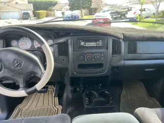 2002 Dodge Ram 1500 SLT