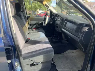 2002 Dodge Ram 1500 SLT