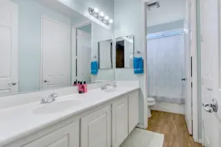 CASA DE VENTA EN MOVAL