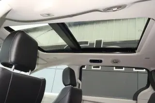 2023 Chrysler Pacifica Hybrid Limited FWD
